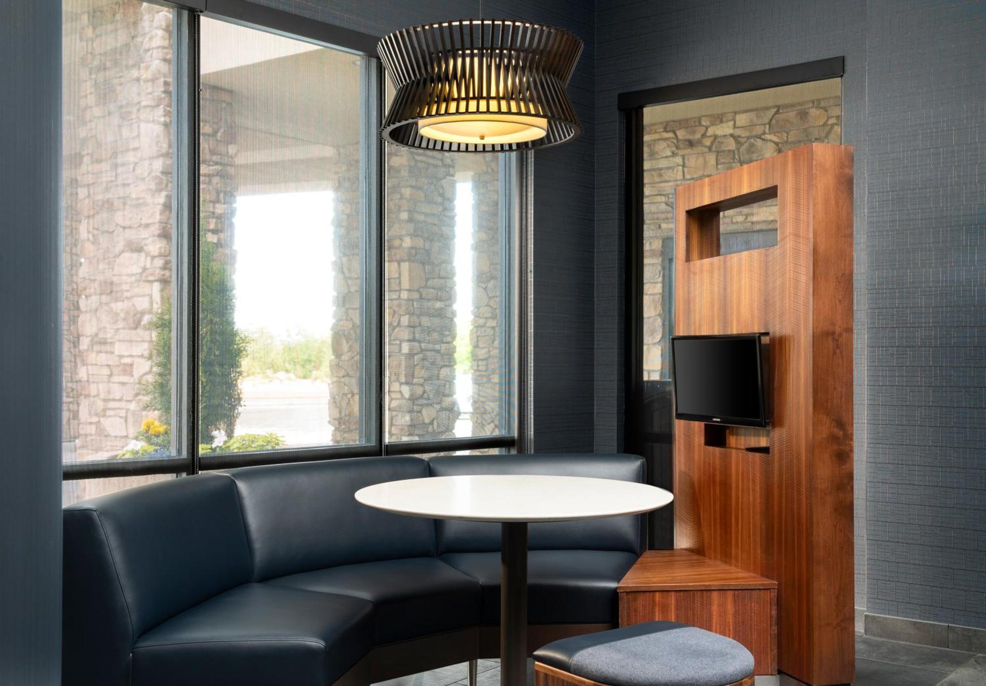 Courtyard By Marriott Denver North/Westminster Eastlake Экстерьер фото