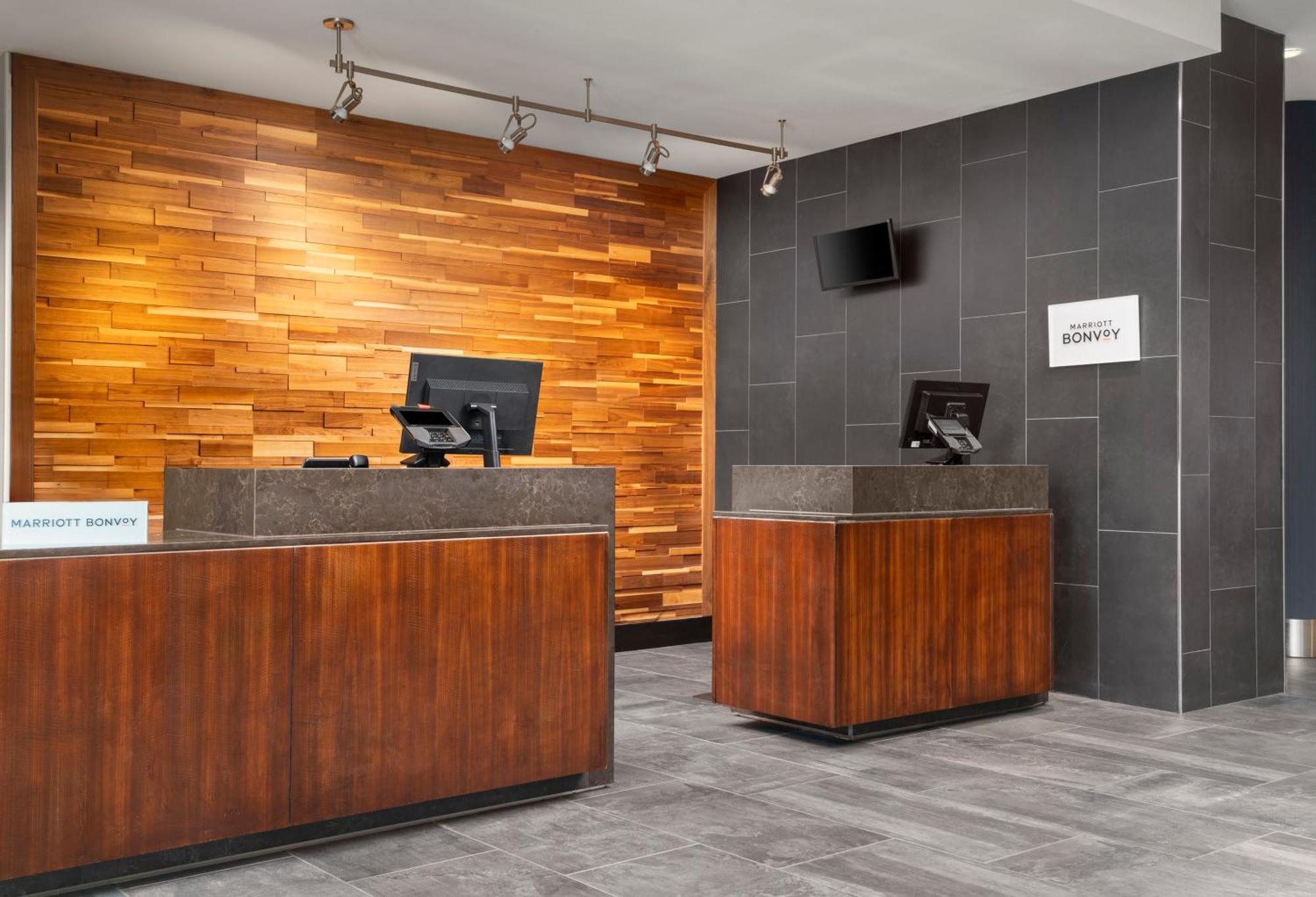 Courtyard By Marriott Denver North/Westminster Eastlake Экстерьер фото