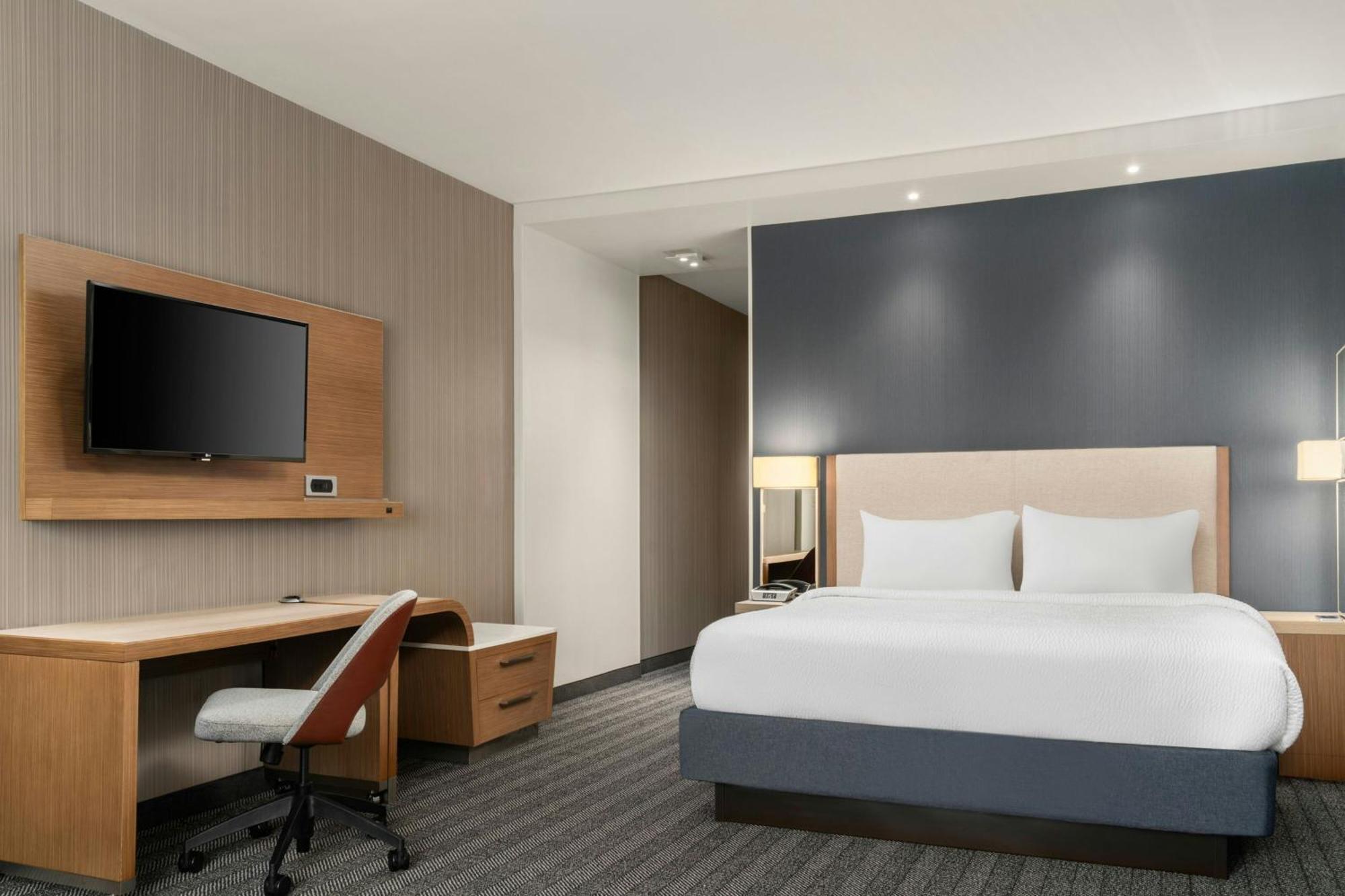 Courtyard By Marriott Denver North/Westminster Eastlake Экстерьер фото